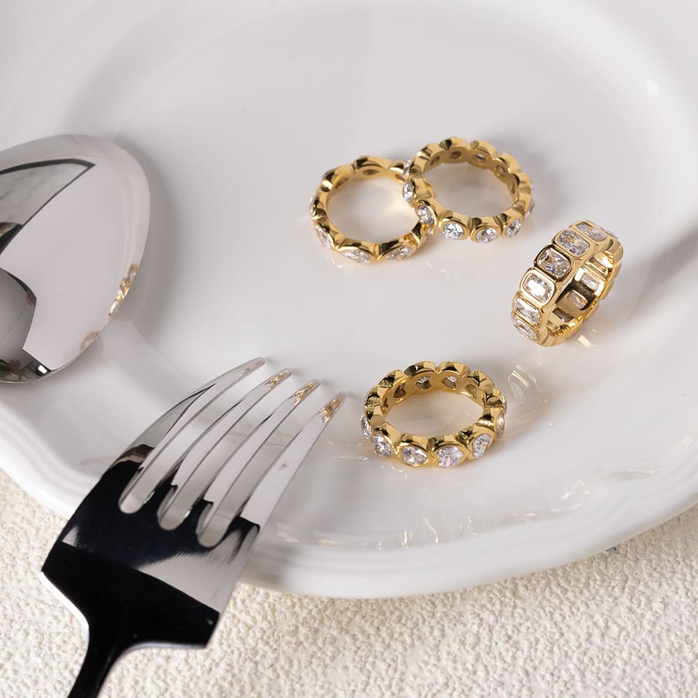 Elegant Cubic Zirconia Ring in 18K Gold Plated Stainless Steel