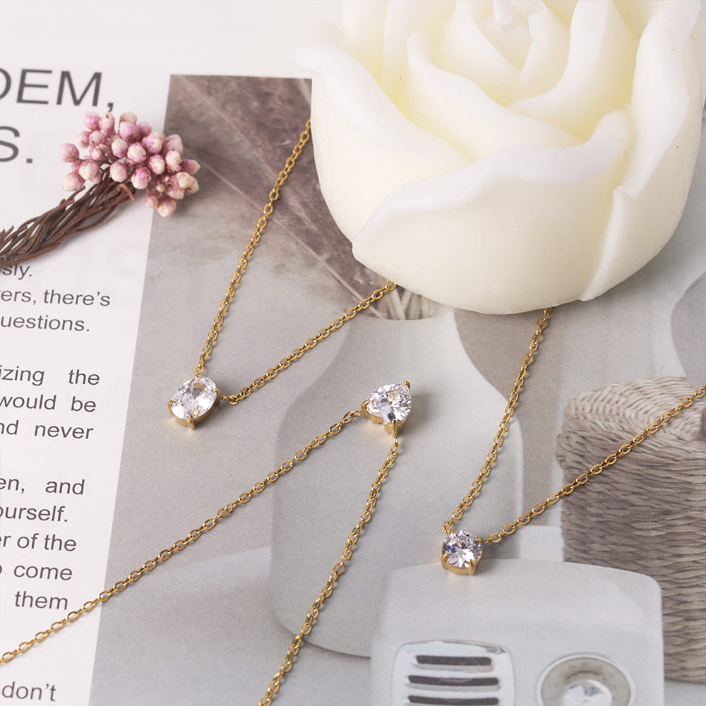 Waterproof Heart Zircon Necklace in 18K Gold Plated Stainless Steel