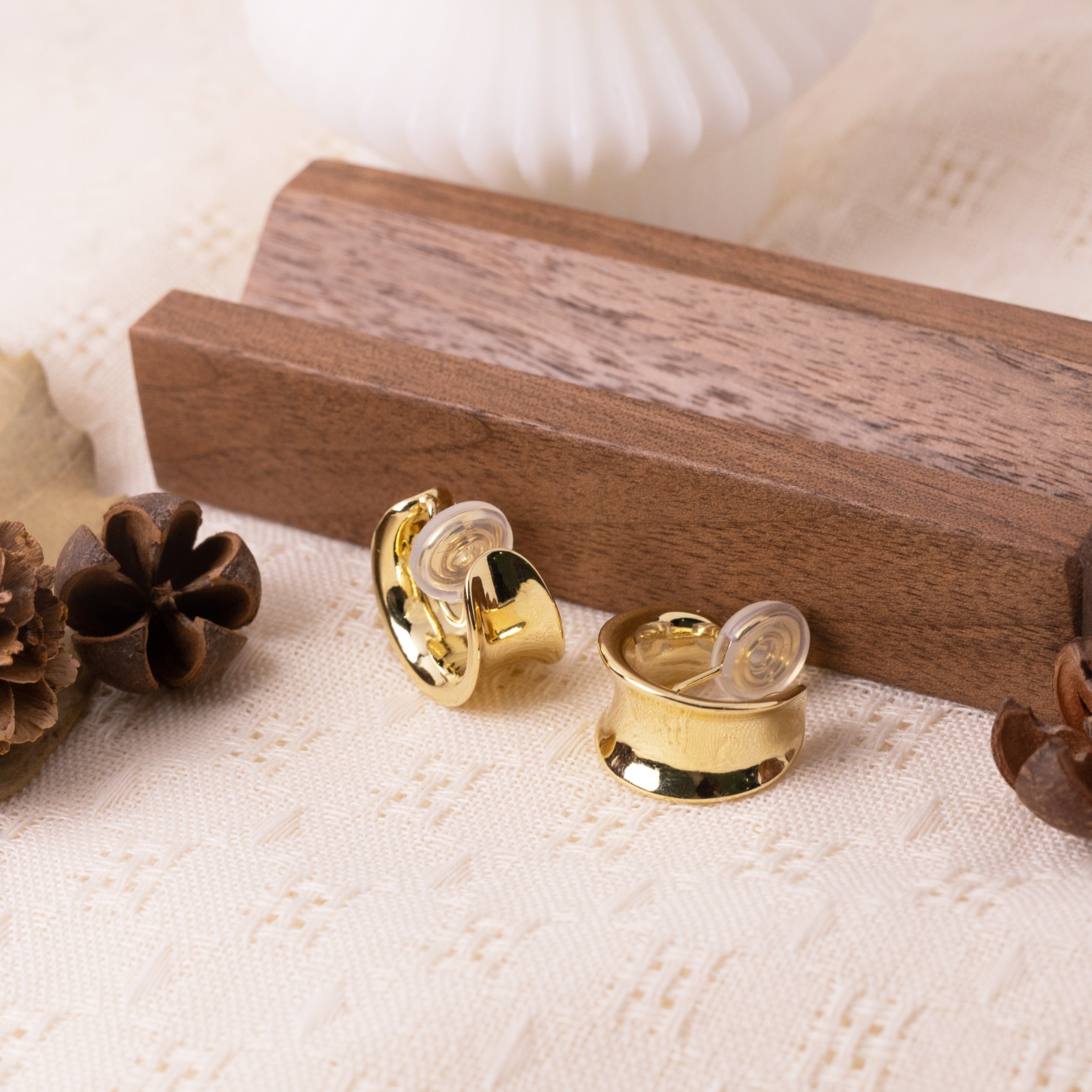 No-Piercing Chunky Half Hoop Clip-On Earrings