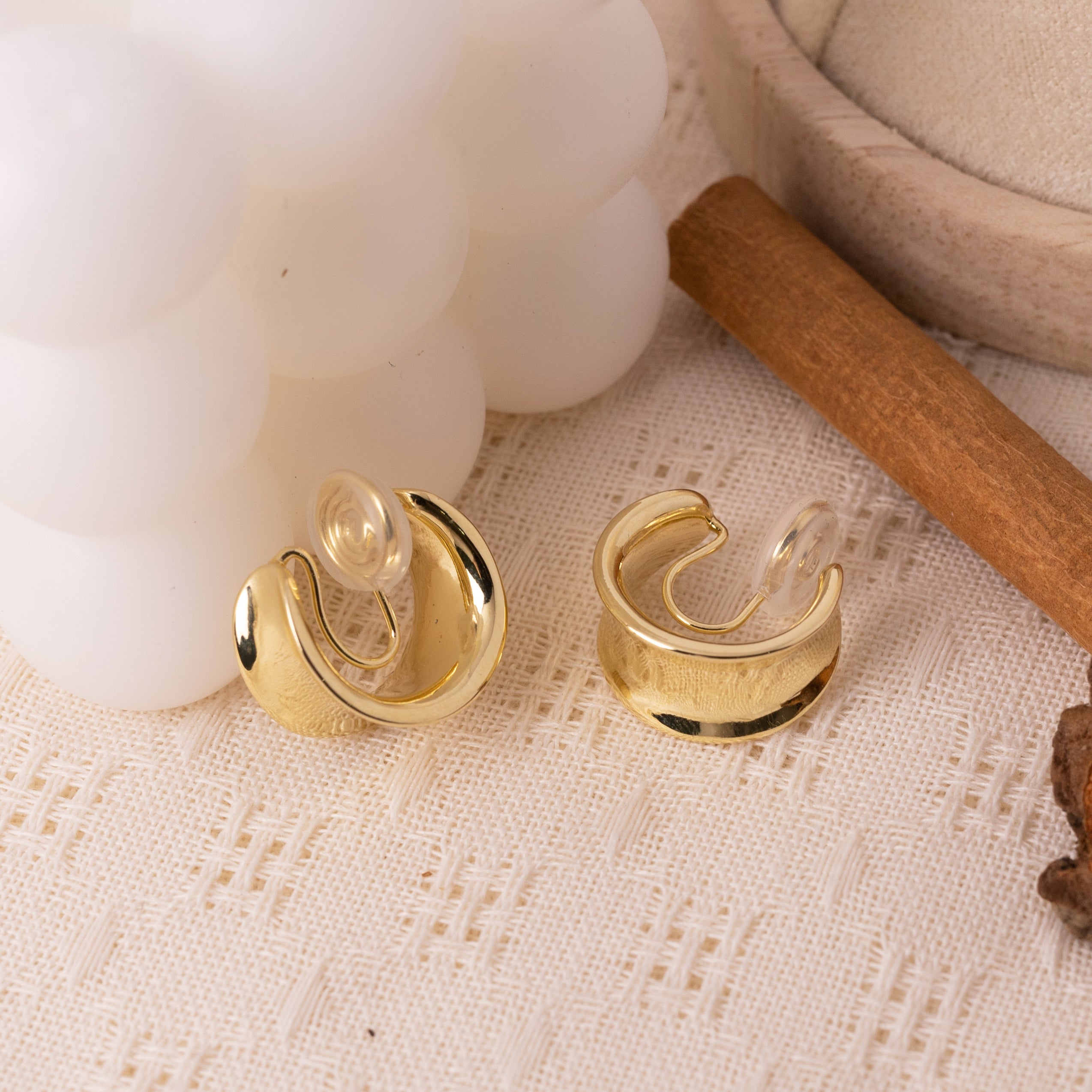 No-Piercing Chunky Half Hoop Clip-On Earrings