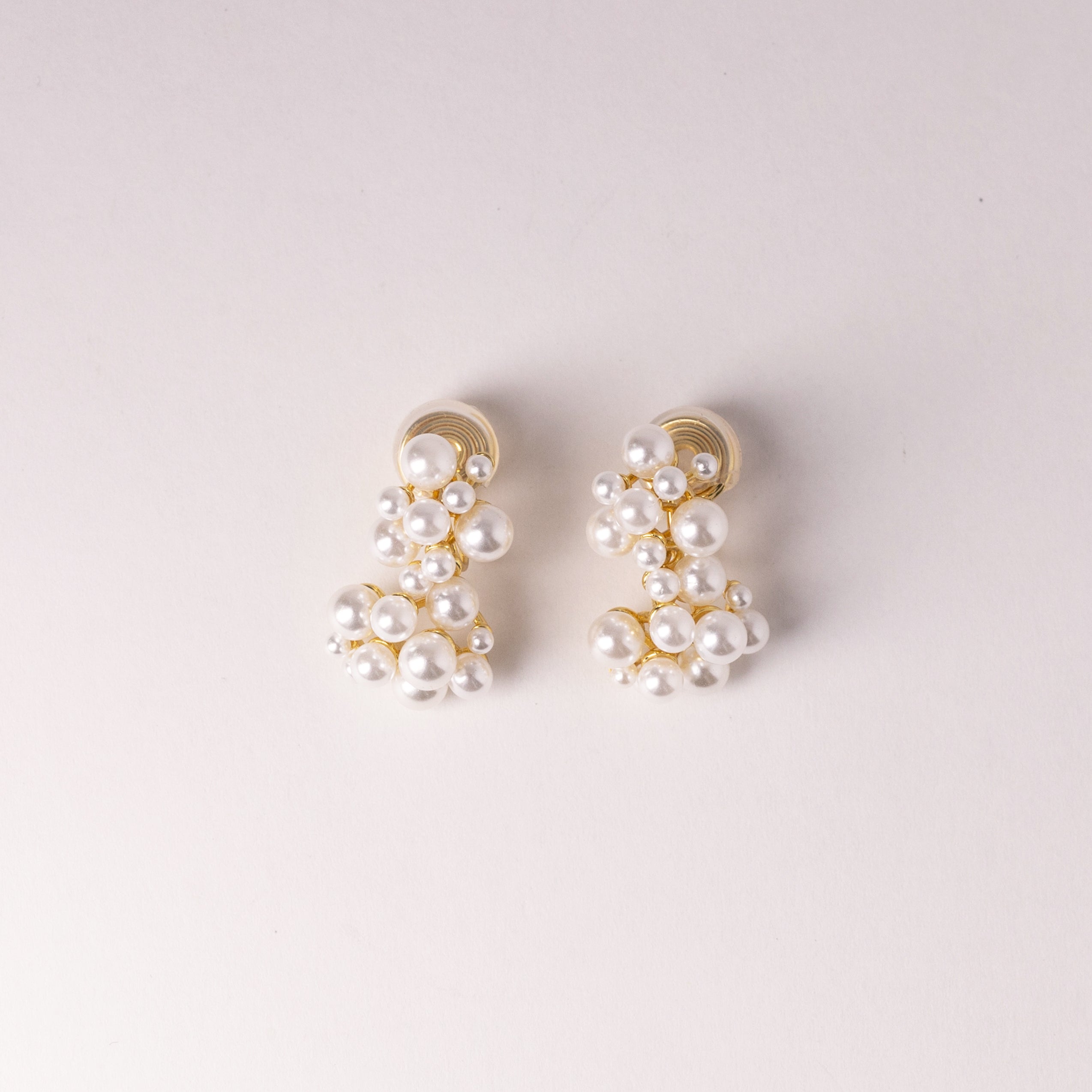 No-Piercing Pearl Cluster Clip-On Earrings – Lightweight Coil Design