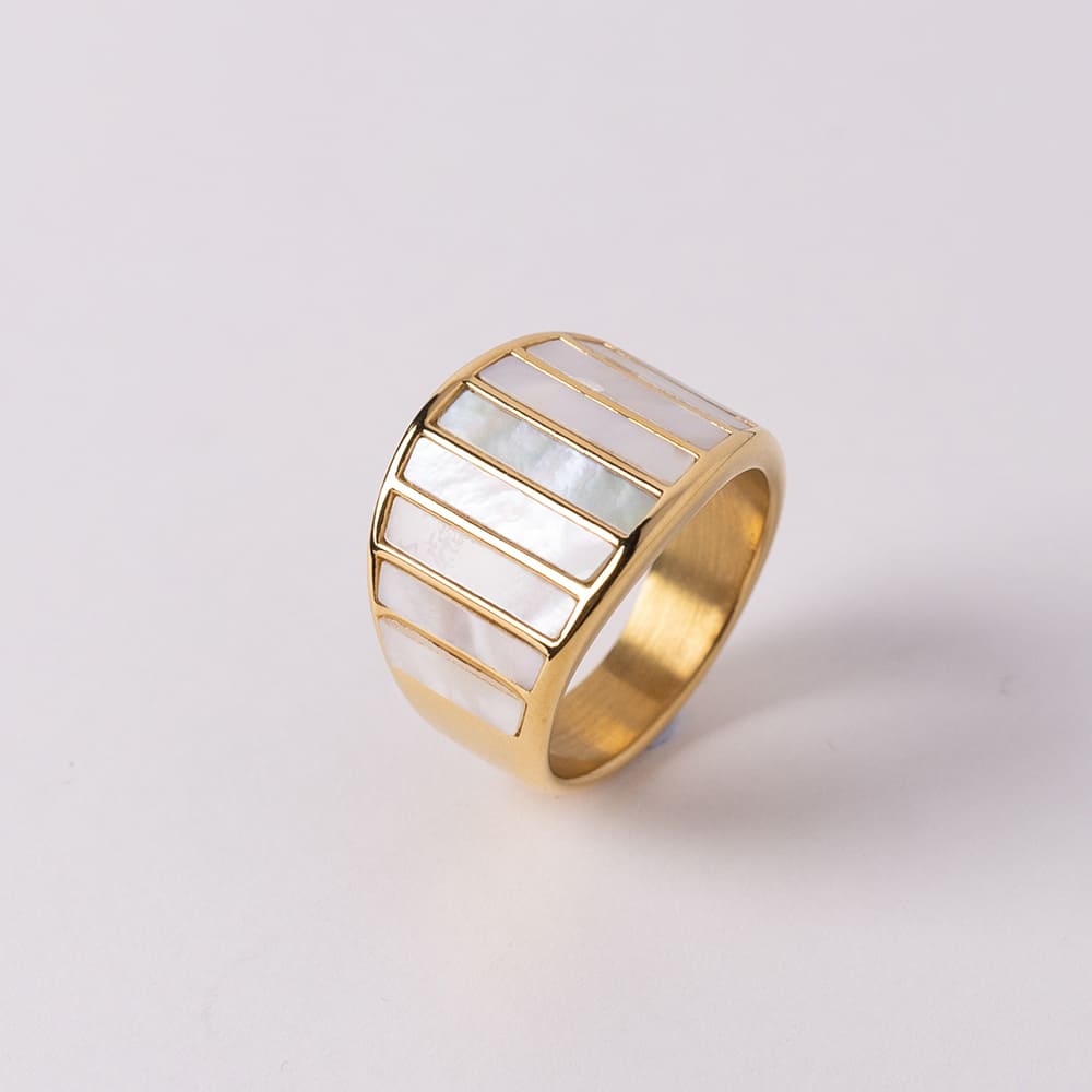 Chunky 18K Gold Stainless Steel Shell Ring