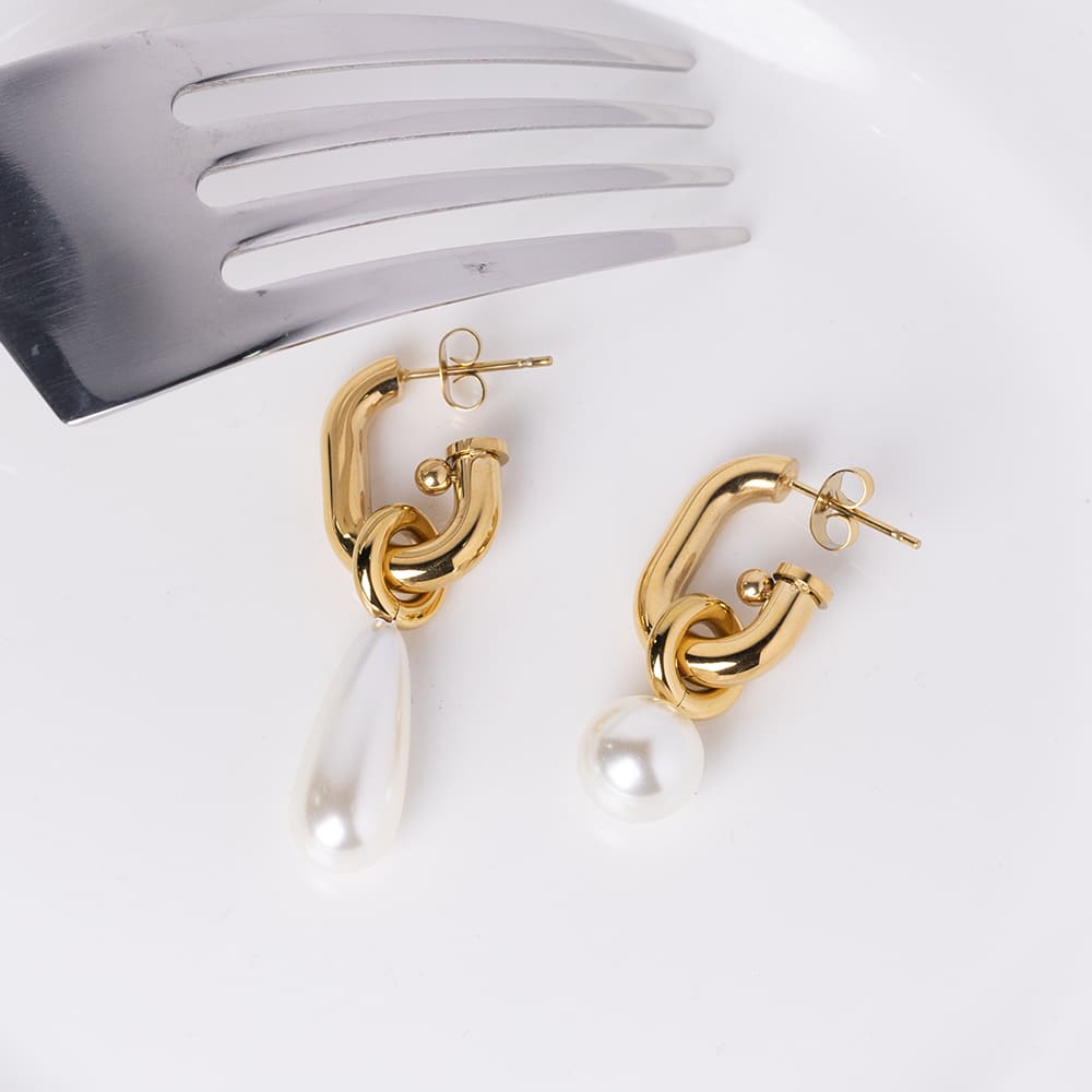 Water Drop Pearl Dangle Earrings