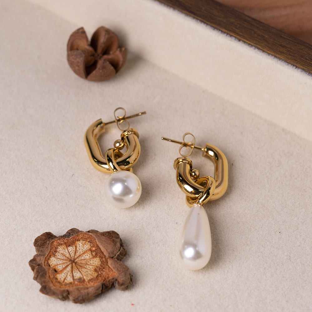 Water Drop Pearl Dangle Earrings