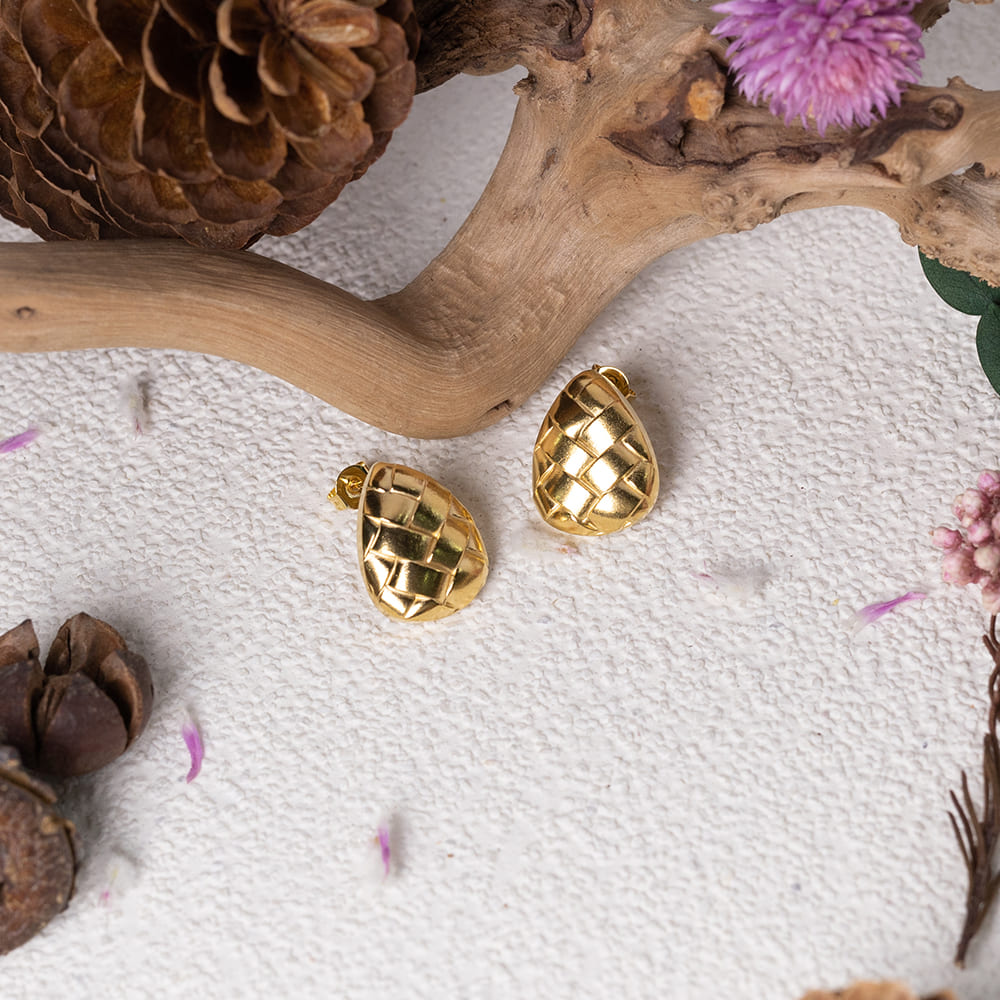 Waterdrop Shaped Woven Texture Earrings
